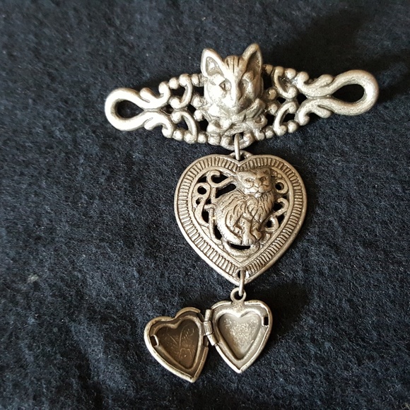 Pin - Picture 2 of 4